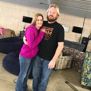 Meet your Posher, Cami